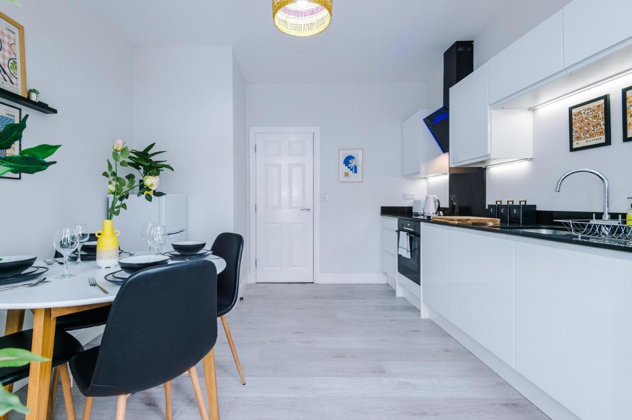 Parkview Place Serviced Apartment Ковентри Экстерьер фото